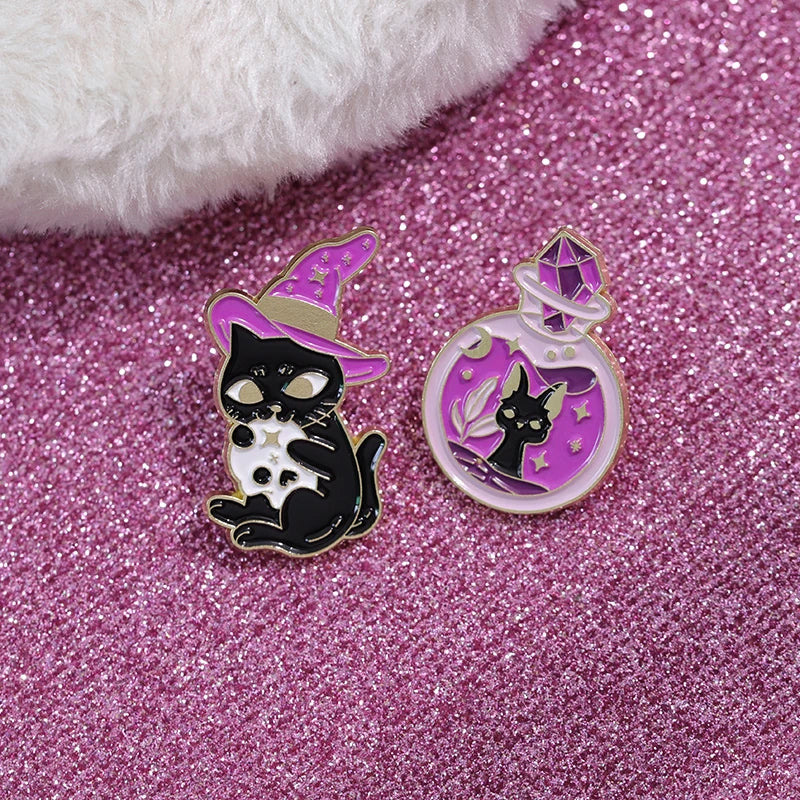 4-6pcs/set Enamel Pins Custom Ghost Spooky Boo Frog Bad Witch Club Punk Goth Brooches Lapel Badges Jewelry Gift for Friends